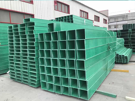 250*150玻璃鋼電纜橋架多少錢一米？